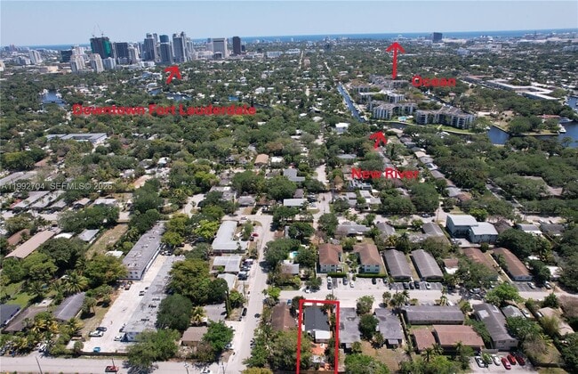 Building Photo - 907 SW 15th Terrace