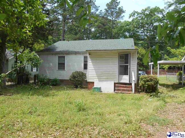 Building Photo - 902 Cheraw Dr