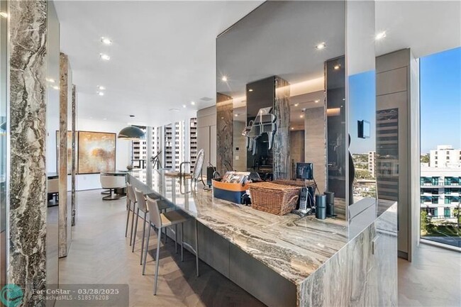 Building Photo - 2200 N Ocean Blvd