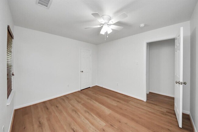 Building Photo - 14623 Cypress Cottage Ct