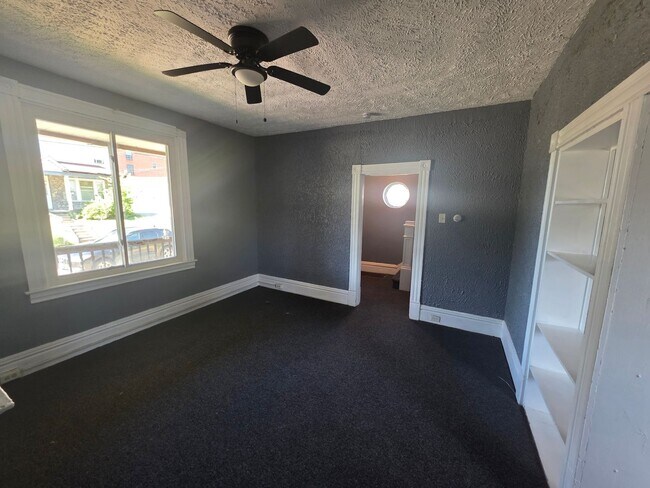 Building Photo - 1703 Bailie Ave