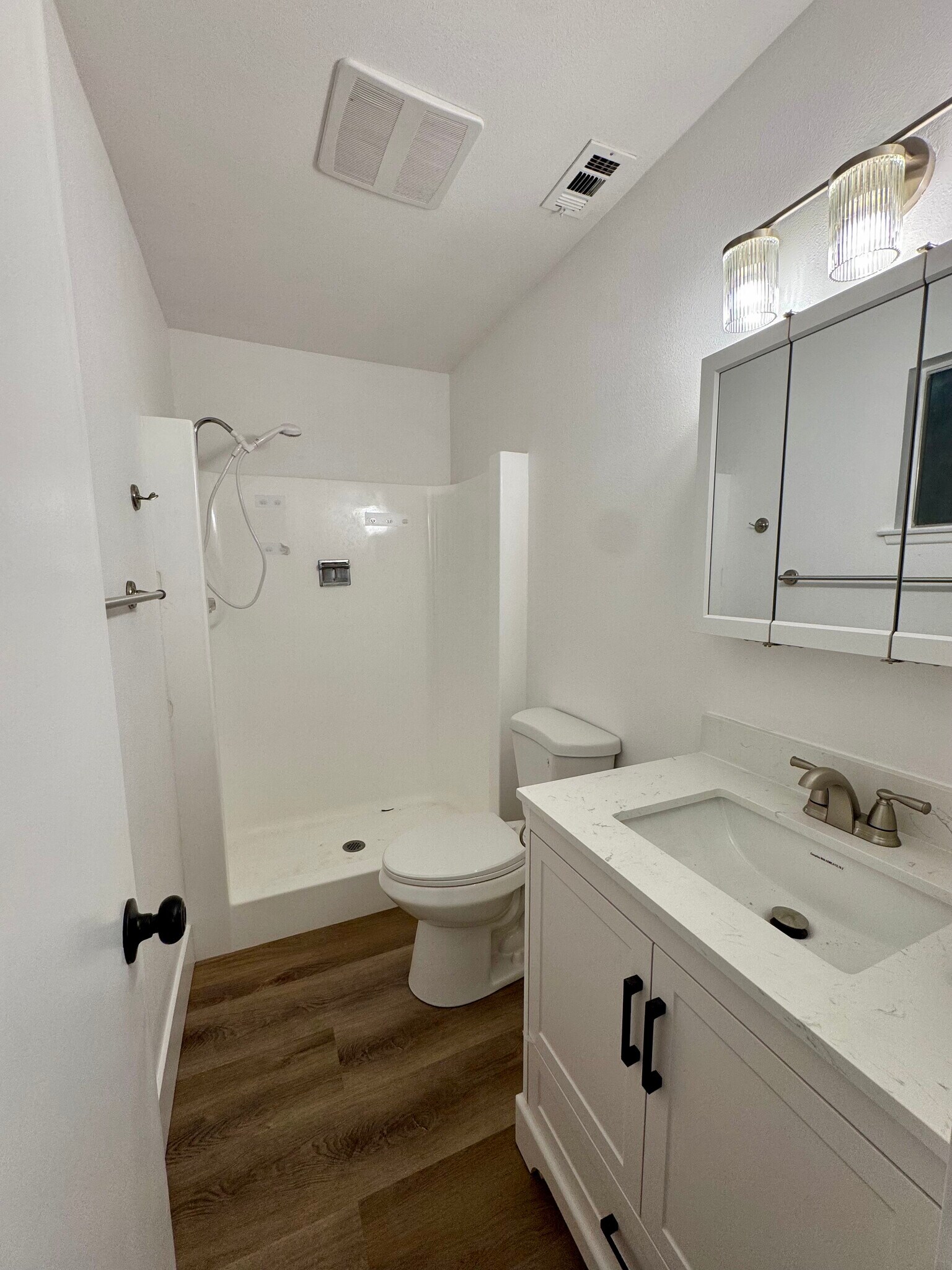 master bedroom bathroom - 1602 Heron Ct