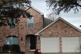 Building Photo - 2440 Harbour Dr