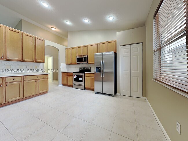 Building Photo - 4803 San Andros