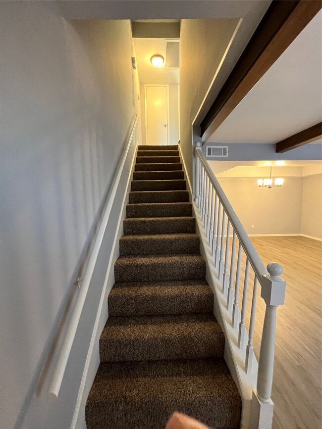 Building Photo - 3208 Briar Ct