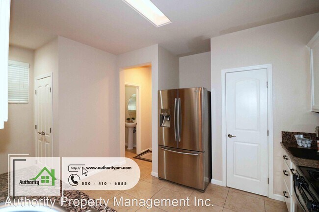 Building Photo - 3 br, 2.5 bath House - 573 Mission De Oro ...