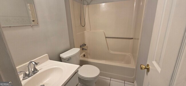 Building Photo - 445 Wilson Mill Rd SW