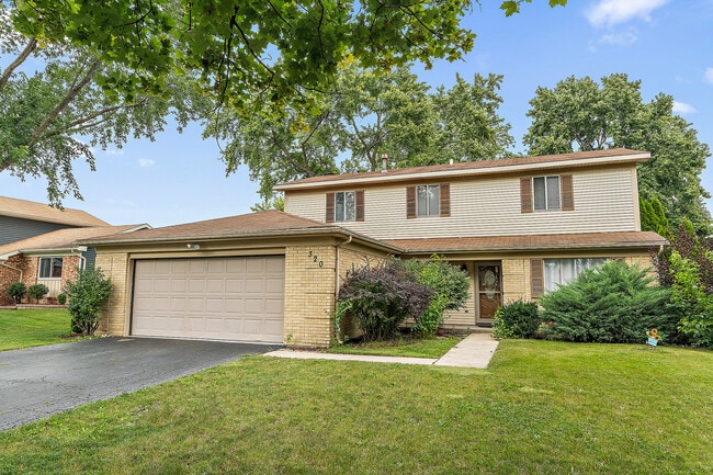 Primary Photo - 320 Thistle Dr