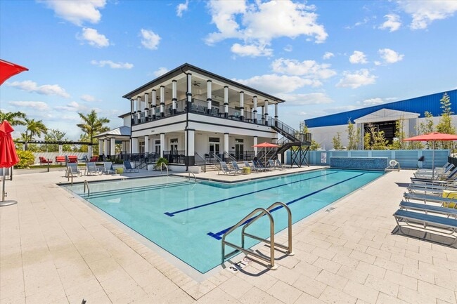 Building Photo - Waterfront Luxury Living | Private Dock + Direct Tampa Bay Access