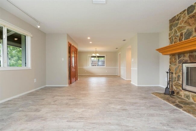 Building Photo - 4301 Saltwater Blvd