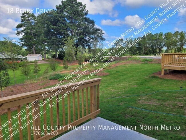 Building Photo - New 4BR/2.5BA Pet Friendly Dawsonville home