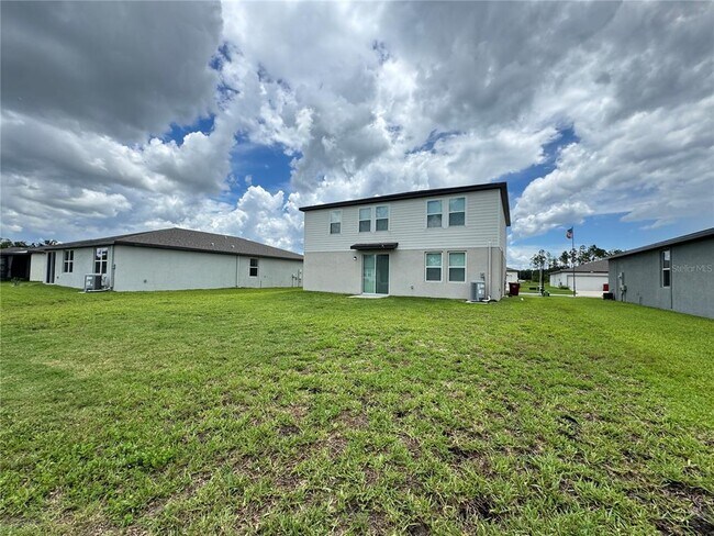 Building Photo - 3505 Bonsilva St