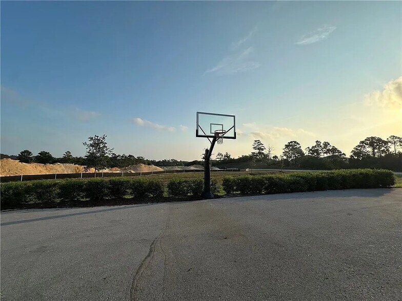 Building Photo - 4131 Keeson Cir