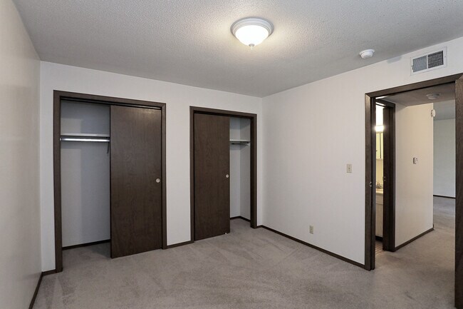 Building Photo - 2115 B St