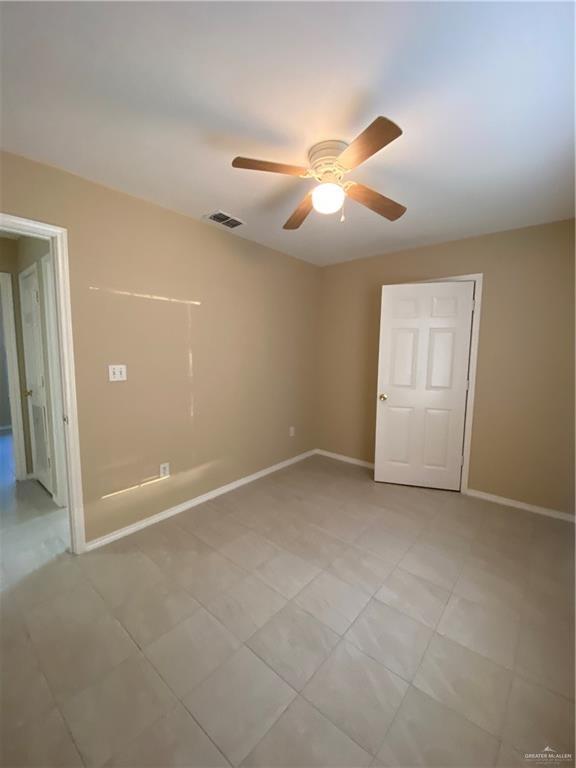 Building Photo - 10 Pine St