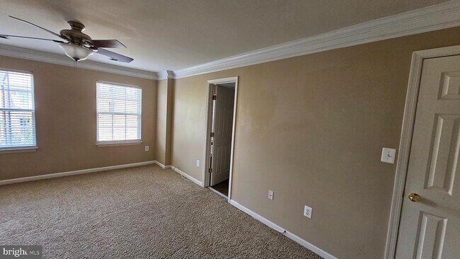 Building Photo - 1110 Farrish Pl