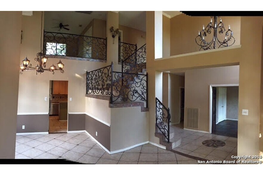 Building Photo - 9835 Ramblin River Dr