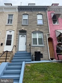 Building Photo - 837 Locust St