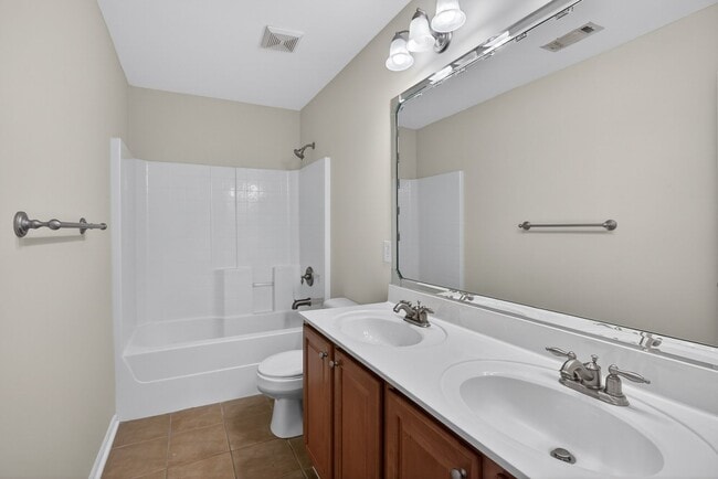 Building Photo - 10 Moonlight Trail