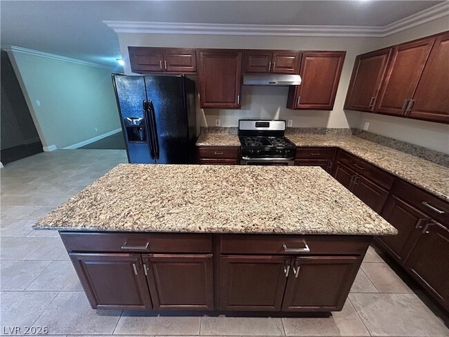 Building Photo - 3875 Hoopa Ln