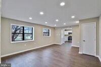 Building Photo - 3287 15th Pl SE