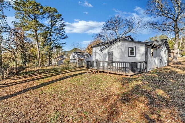 Building Photo - 3959 Wood Path Dr