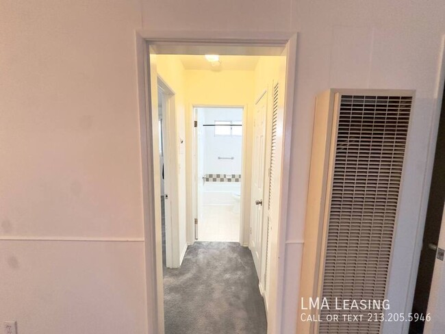 Building Photo - Charming 1-Bedroom Apartment in Prime Beve...