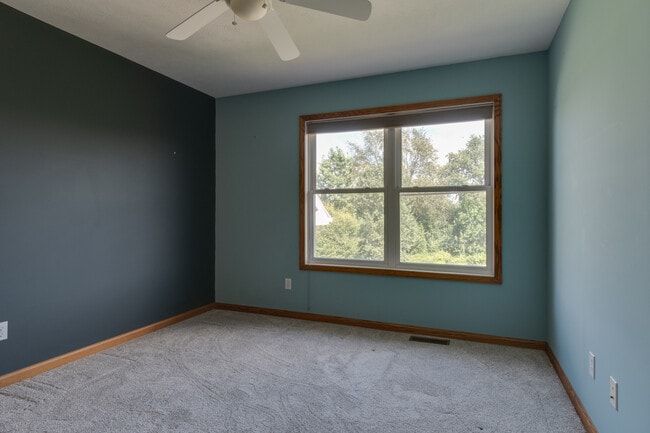 Building Photo - 12912 Silver Springs Ln