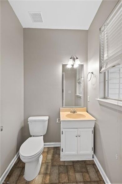 Building Photo - 506 Whisper Walk