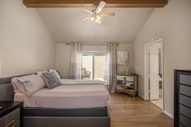 Building Photo - 2303 Silver Sage Dr