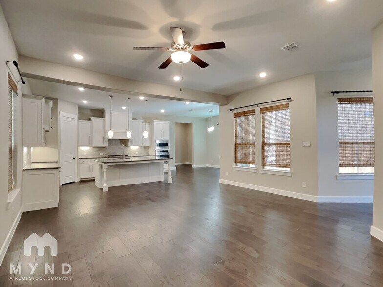 Building Photo - 1278 Ocean Breeze Dr