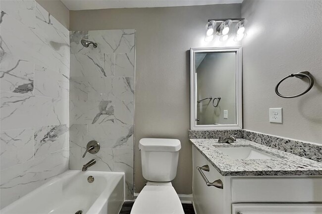 Building Photo - 2702 Fox View Cir