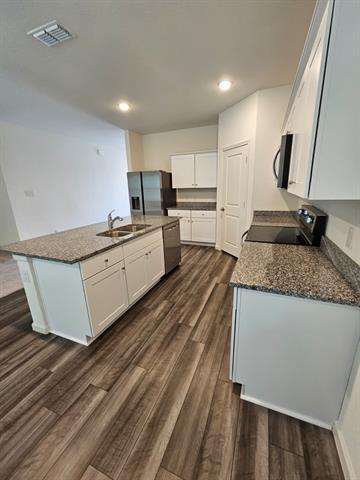 Building Photo - 16516 Jasmine Springs Dr