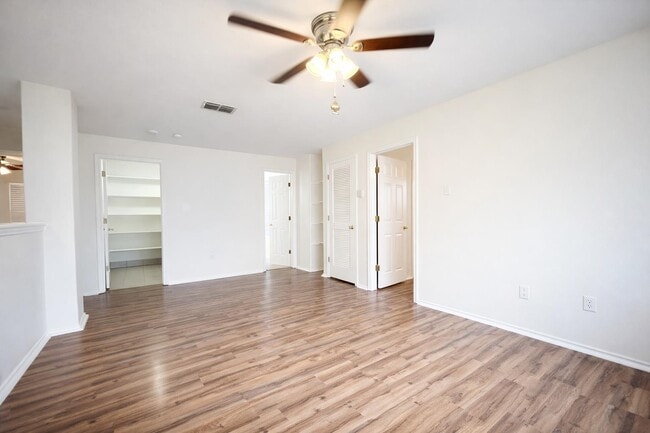 Building Photo - 612 Pinos Cir