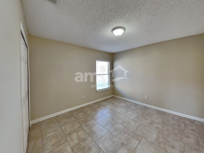 Building Photo - 3154 Fox Squirrel Dr