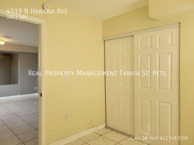 Building Photo - 4519 N Habana Ave