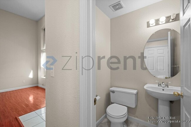 Building Photo - 1228 Albacore Terrace