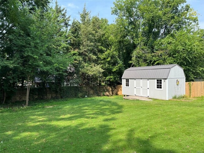 Building Photo - 3128 Hemon Rd