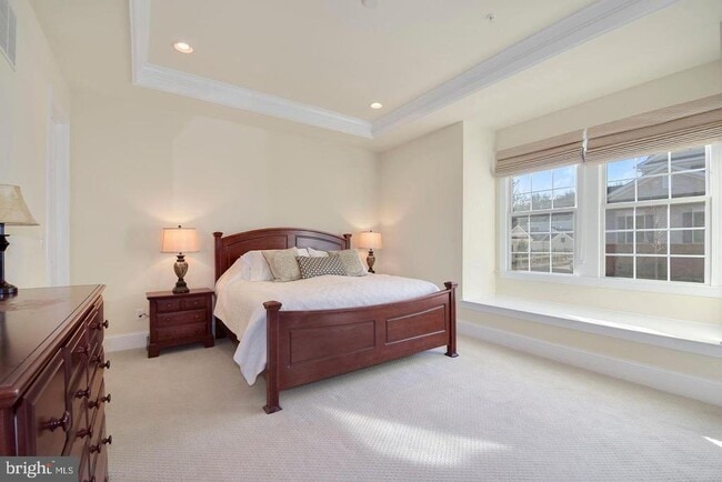 Building Photo - 71 Creekview Ln