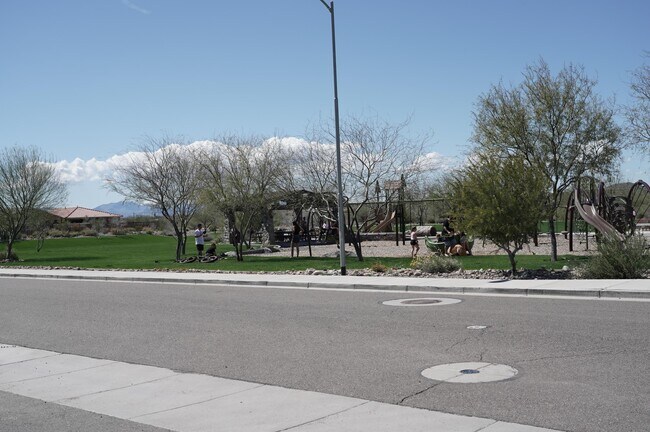 Building Photo - 10274 W Fetlock Trail