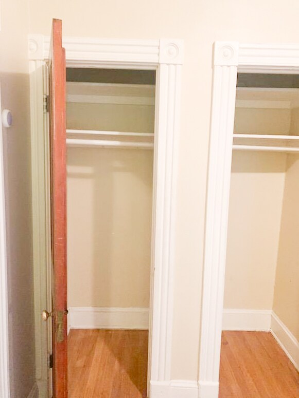 Building Photo - 2315 N Charles St