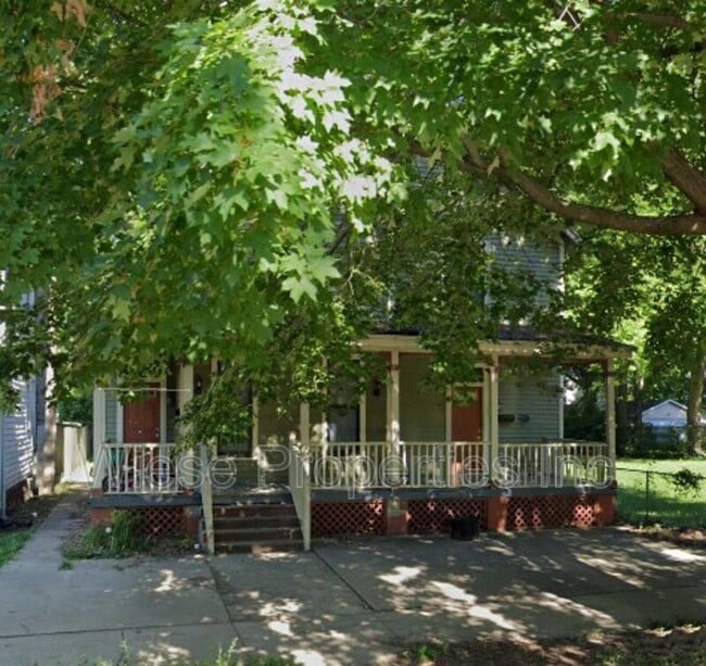 Primary Photo - 845 N 7th St