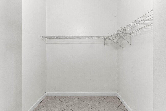 Building Photo - 12208 75th Ln N