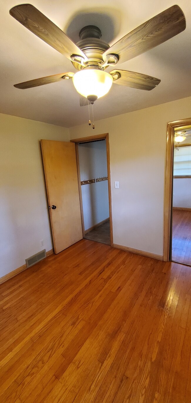 Building Photo - 1163 Higgins Ave