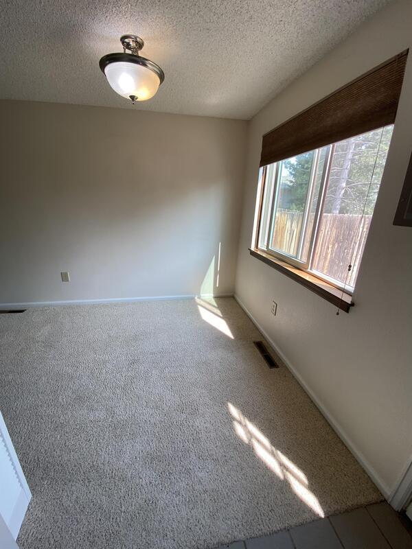 Building Photo - 2551 Sagebrush Ave