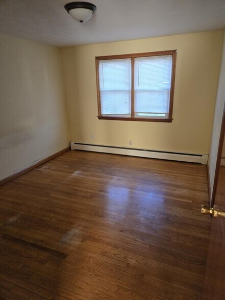 Building Photo - 144 Osgood Ave