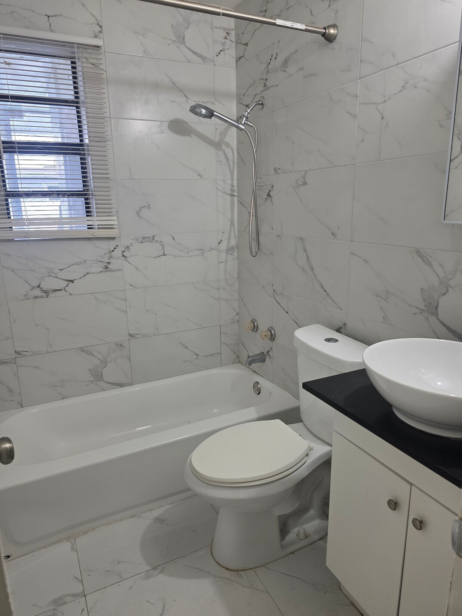 Building Photo - 4941 NW 12th Ct