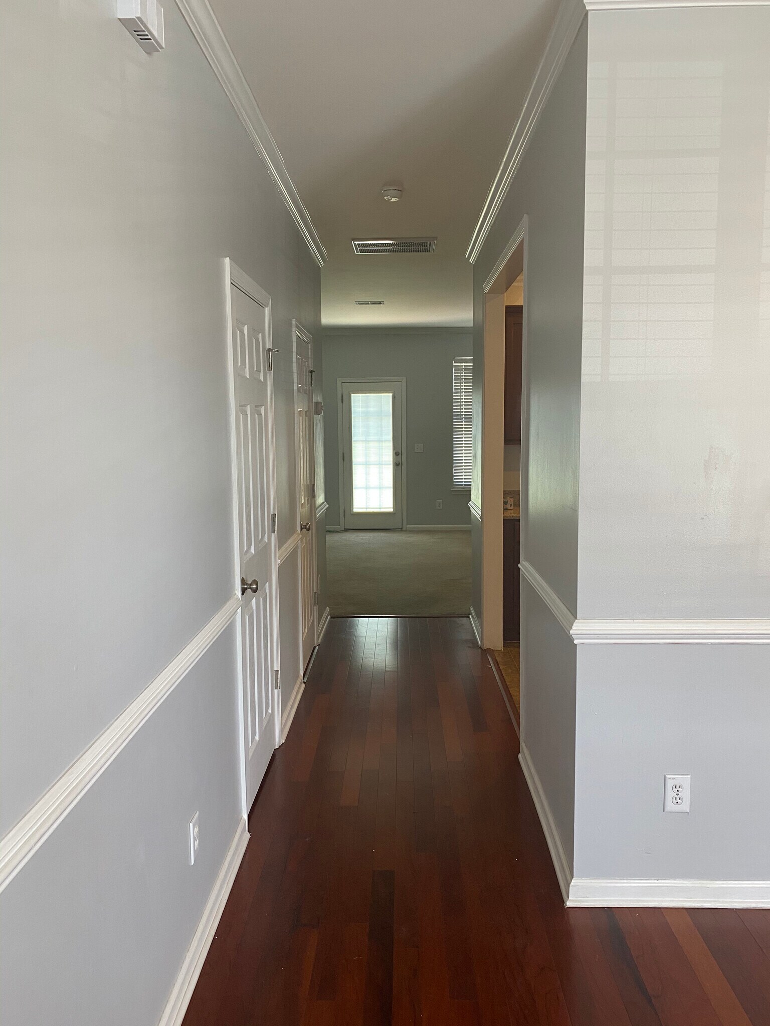 Building Photo - 107 Hemingway Cir