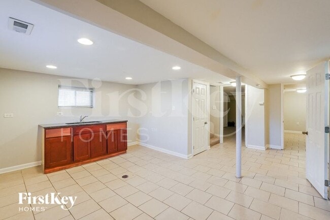 Building Photo - 6627 S Keating Ave