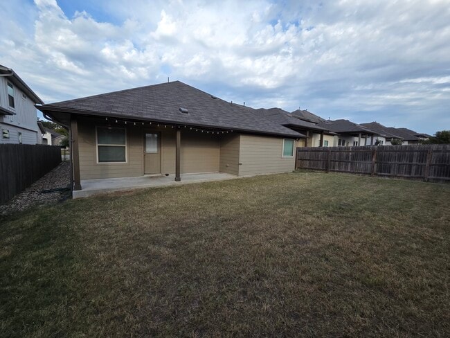 Building Photo - 129 Walkup Ln